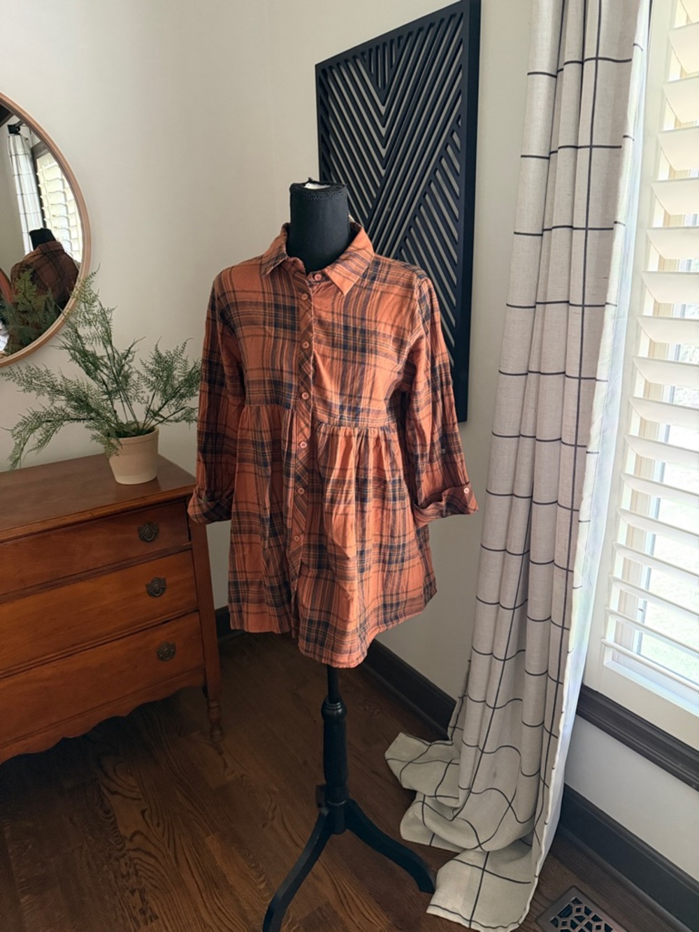 easel Orange and Black plaid flannel babydoll tunic w/ buttoned sleeves medium